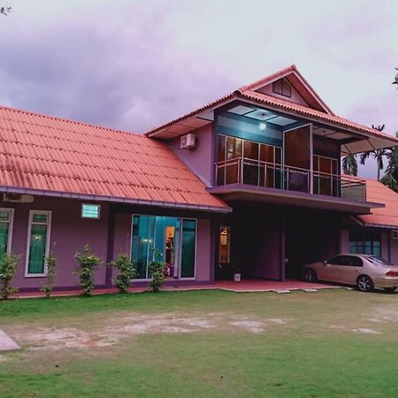Villa Sri Tebengau Kuah Esterno foto